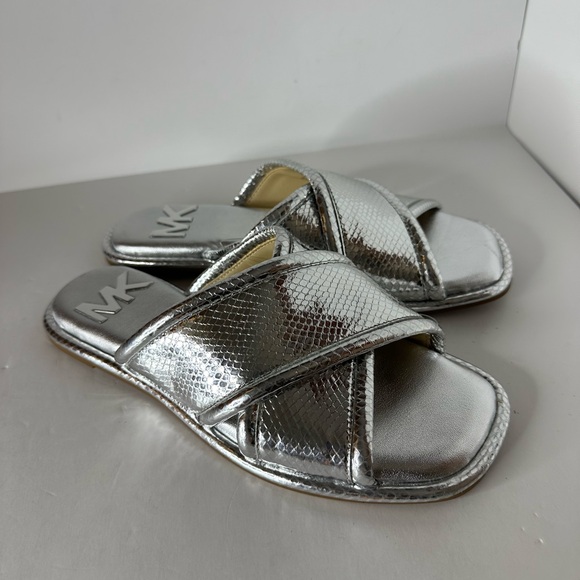 New MICHAEL Kors Gideon Slide Sandals In Silver Size 7M - Picture 3 of 8
